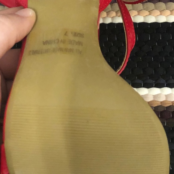 Red strap heels - Picture 5 of 12